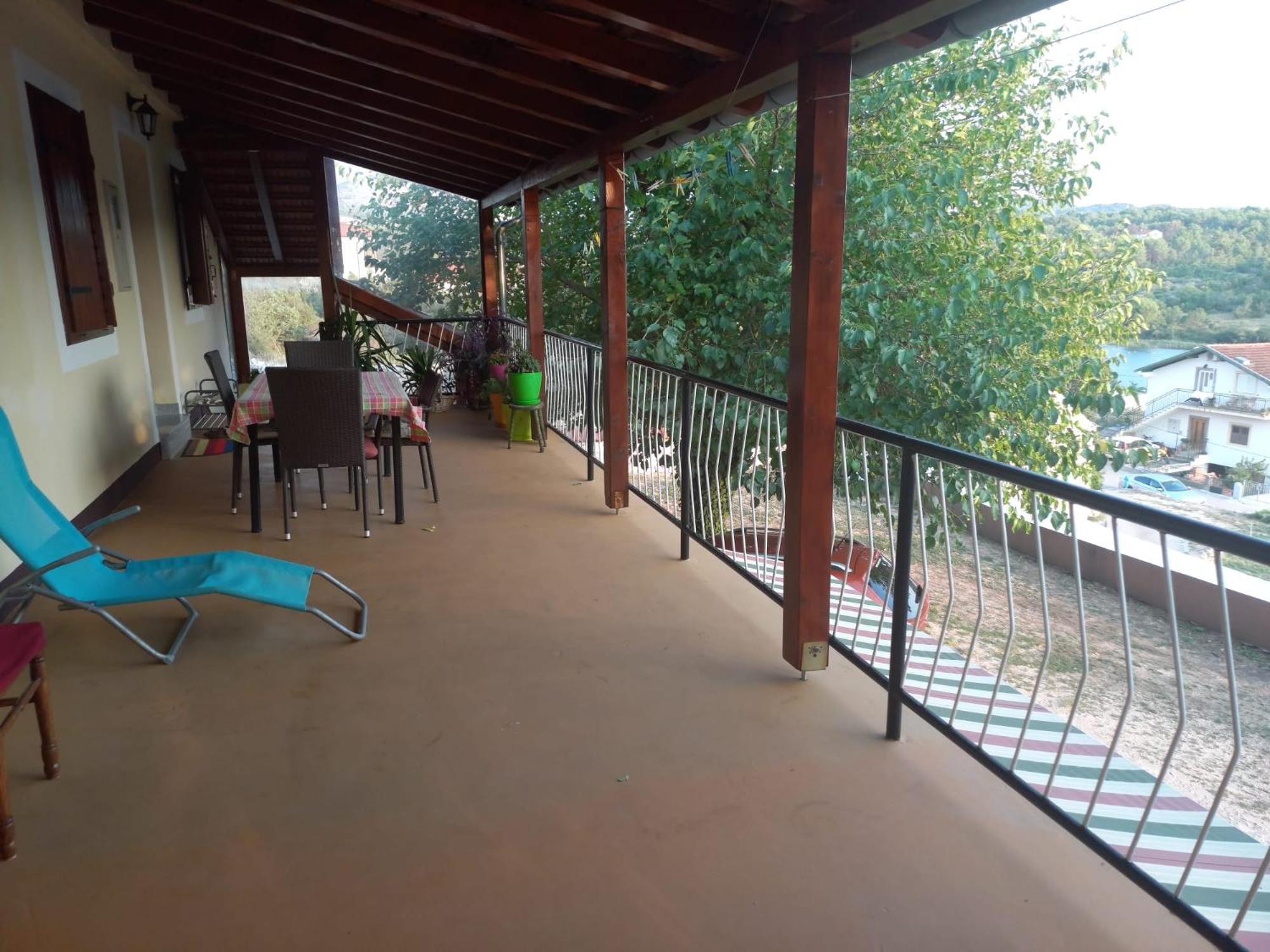 Apartmani Corleone Bilice Buitenkant foto
