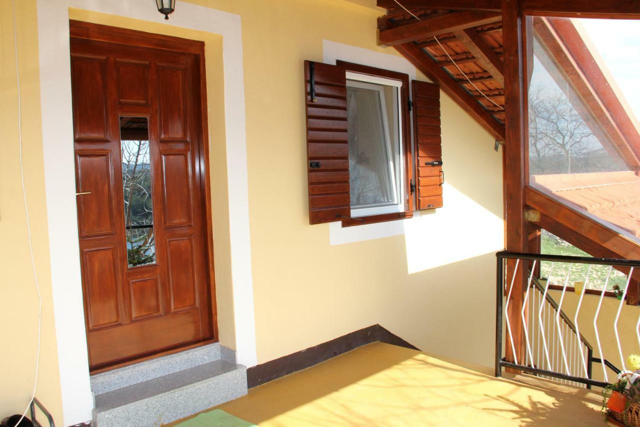 Apartmani Corleone Bilice Buitenkant foto