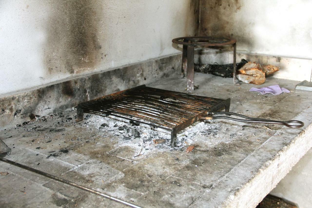 Apartmani Corleone Bilice Buitenkant foto